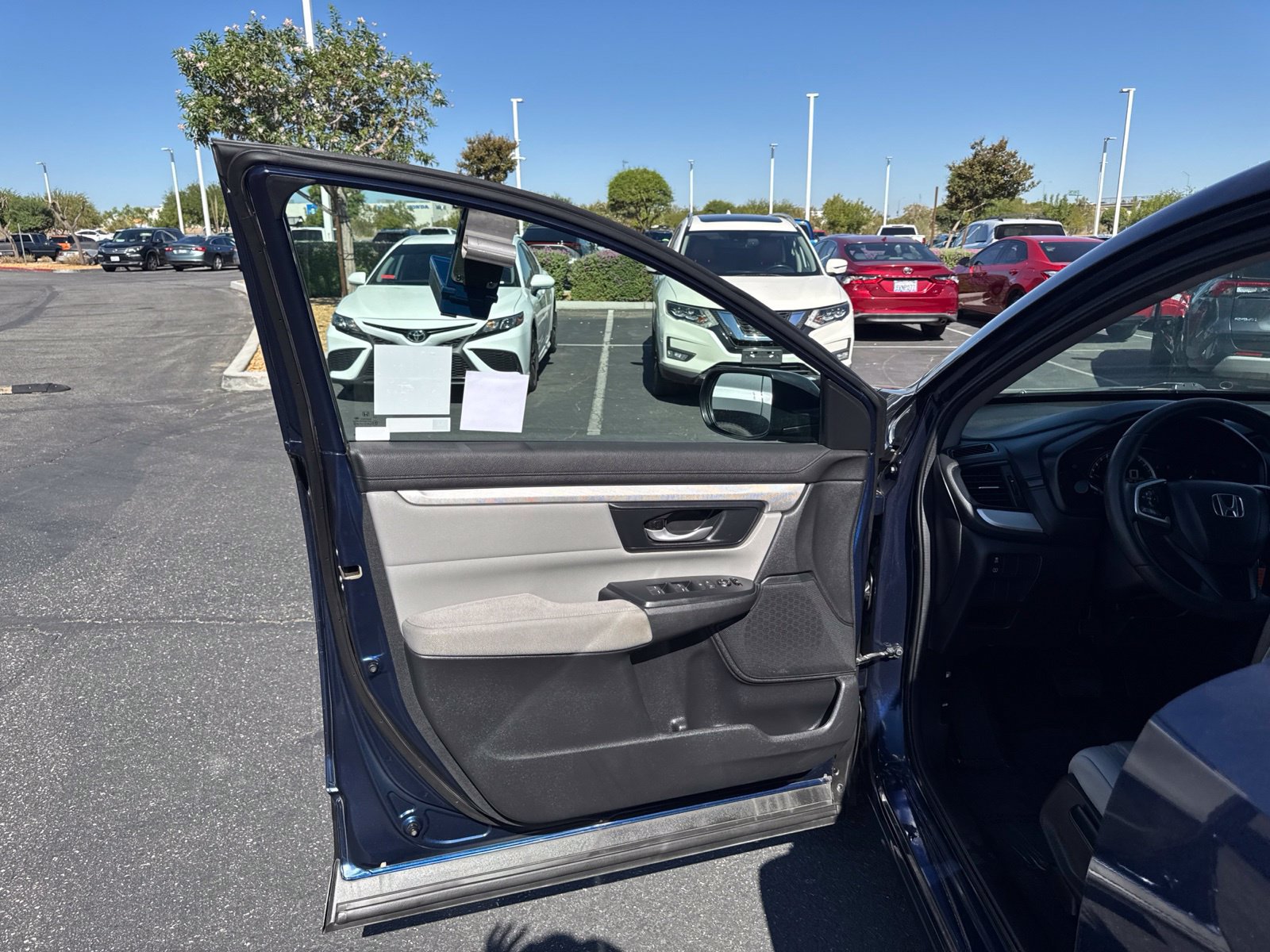 Used 2019 Honda CR-V LX image 13