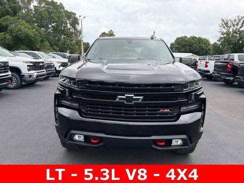 Used 2019 Chevrolet Silverado 1500 LT Trail Boss w/ Convenience Package AWD/4WD image 2