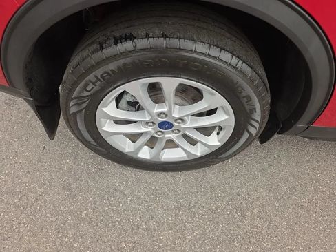 Used 2021 Ford Escape SE w/ Cold Weather Package AWD/4WD image 15