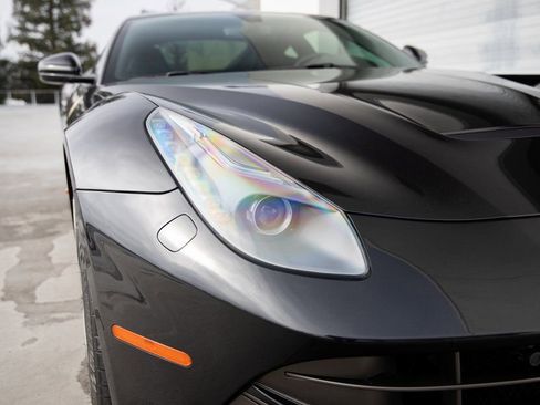 Used 2014 Ferrari F12 Berlinetta image 11
