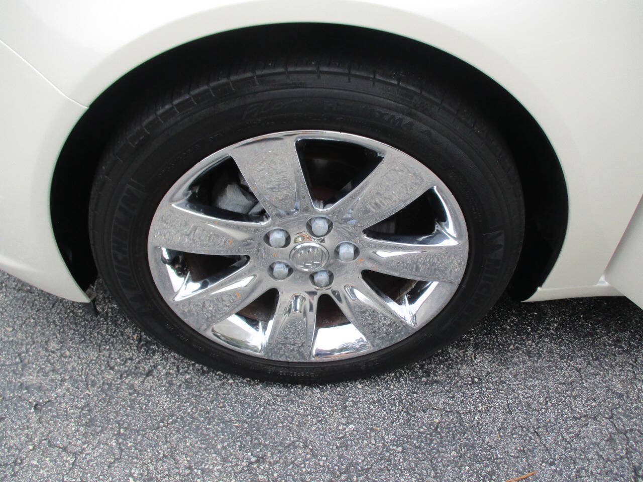 Used 2012 Buick Regal Premium FWD image 27