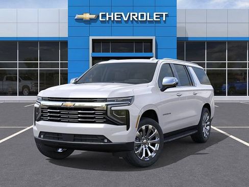 New 2025 Chevrolet Suburban Premier image 6