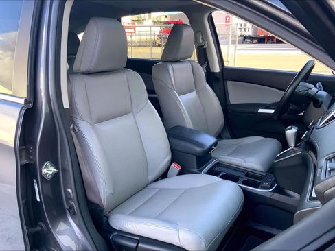 Used 2016 Honda CR-V Touring image 13