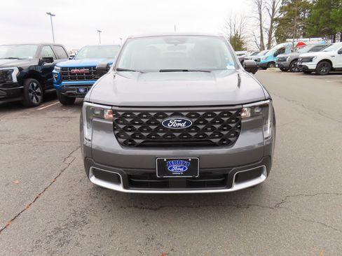 New 2026 Ford Maverick Lariat image 2