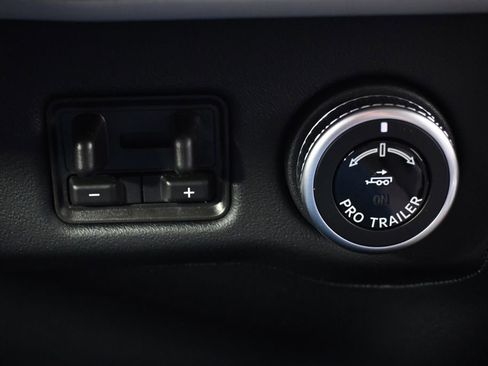 New 2026 Lincoln Navigator Reserve AWD/4WD image 29