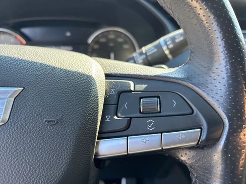 Used 2021 Cadillac XT4 Sport w/ Driver Awareness Package FWD image 15