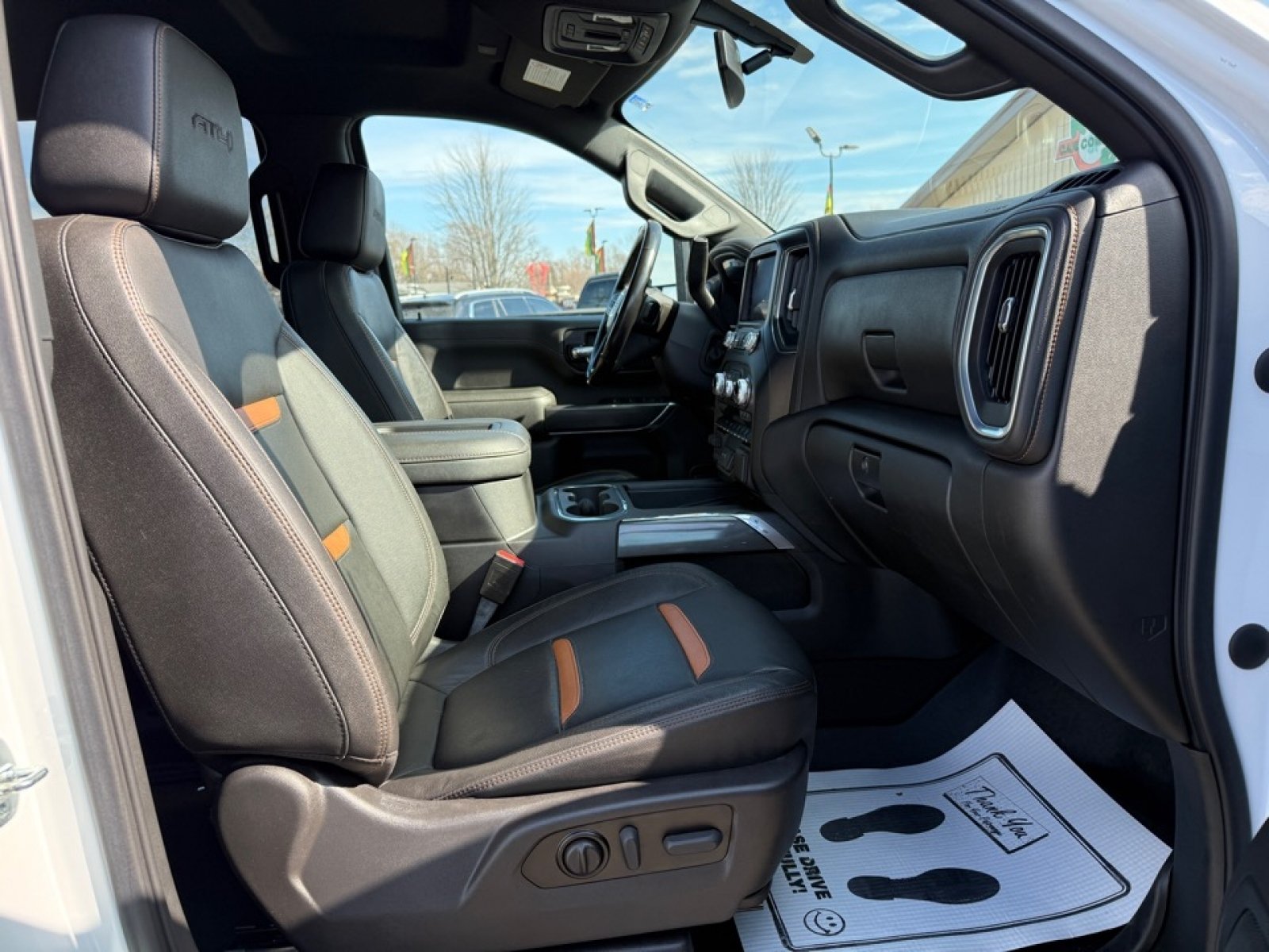 Used 2022 GMC Sierra 2500 AT4 w/ AT4 Preferred Package AWD/4WD image 24