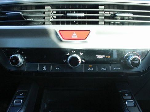 Used 2020 Kia Telluride S image 21