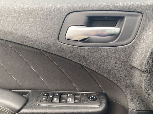 Used 2021 Dodge Charger R/T w/ Blacktop Package image 23