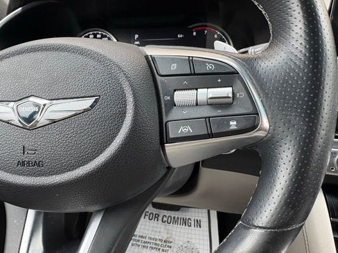 Used 2023 Genesis G70 2.0T image 27