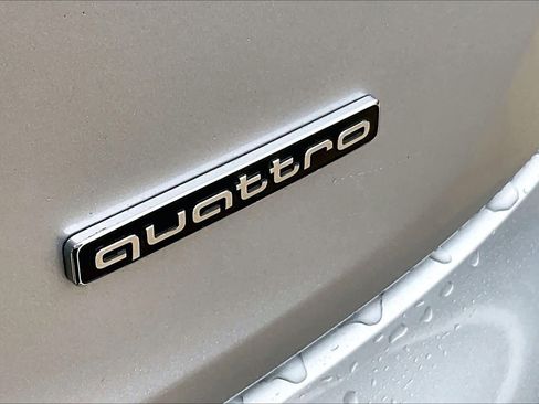 Used 2021 Audi Q5 Premium Plus w/ Premium Plus Package image 9