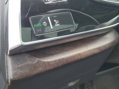 Used 2020 Audi Q7 3.0T AWD/4WD image 9