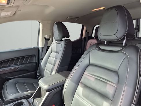Used 2022 GMC Canyon Denali w/ Denali Black Edition Package image 30