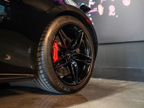 Used 2019 McLaren 570S Spider image 20