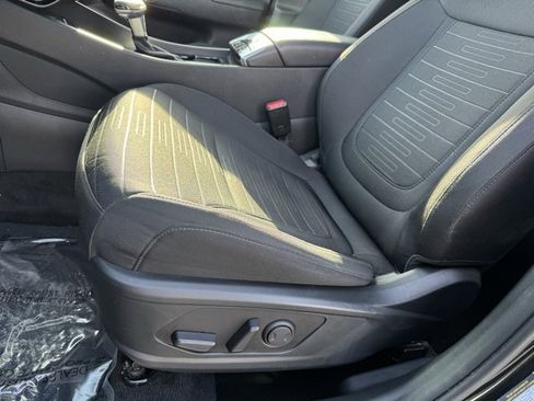 Used 2022 Hyundai Santa Cruz SEL Premium image 7