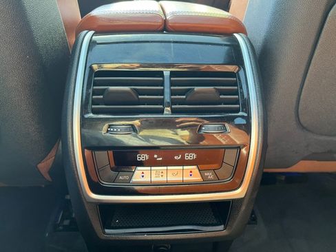Used 2019 BMW X5 xDrive40i w/ M Sport Package AWD/4WD image 36