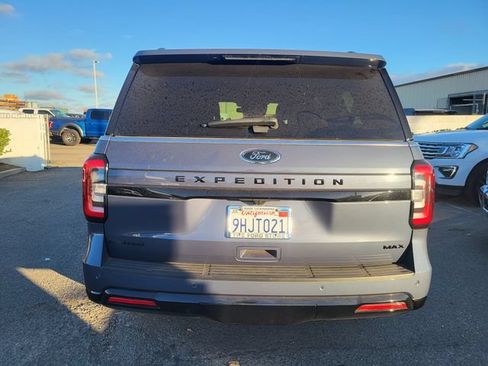 Used 2023 Ford Expedition Max Limited AWD/4WD image 5