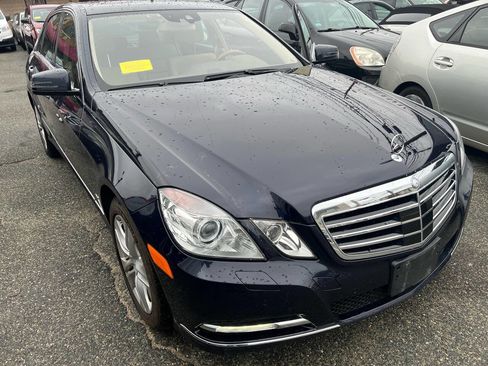 Used 2011 Mercedes-Benz E 350 4MATIC Sedan image 20
