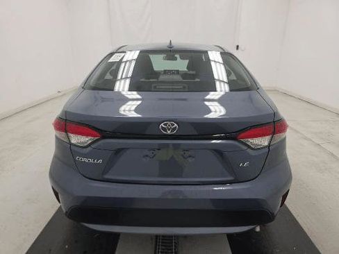 Used 2021 Toyota Corolla LE image 8