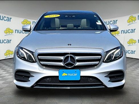 Used 2019 Mercedes-Benz E 300 4MATIC image 2