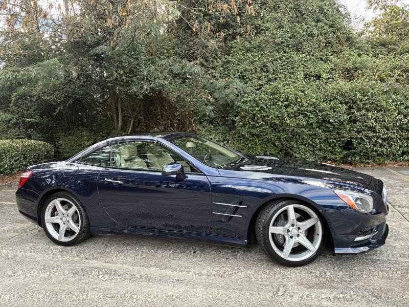 Used 2016 Mercedes-Benz SL 400 image 4