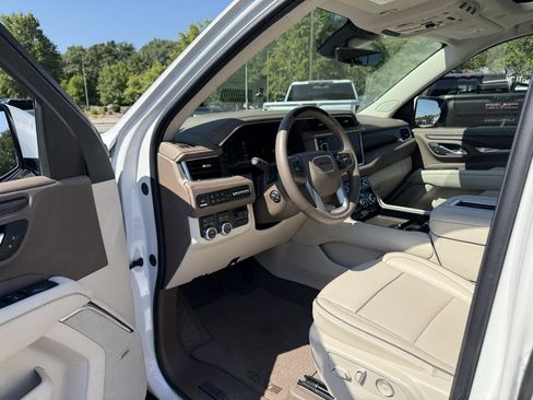 Certified 2024 GMC Yukon XL Denali w/ Denali Reserve Package image 51