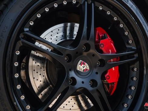 Used 2006 Porsche 911 Carrera S image 3