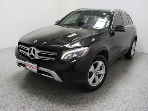 Used 2018 Mercedes-Benz GLC 300 image 2