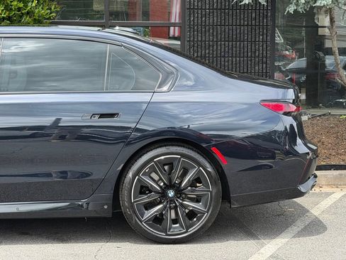 Used 2024 BMW 760i xDrive w/ Executive Package AWD/4WD image 11