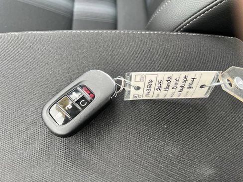 Used 2025 Honda Civic Sport Touring image 24