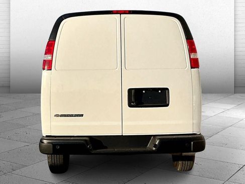 New 2025 Chevrolet Express 2500 w/ Driver Convenience Package RWD image 4