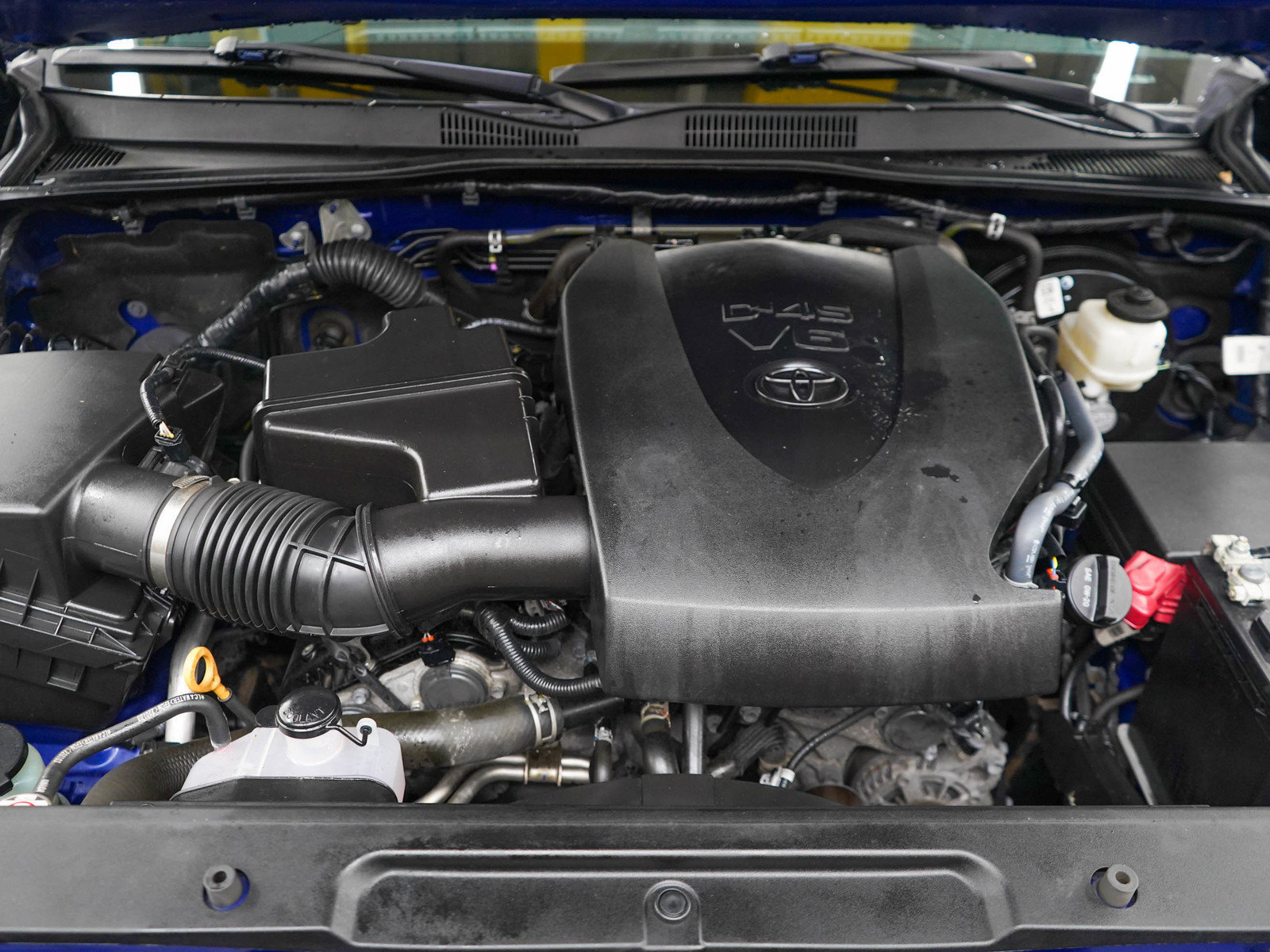 Used 2023 Toyota Tacoma TRD Sport AWD/4WD image 29