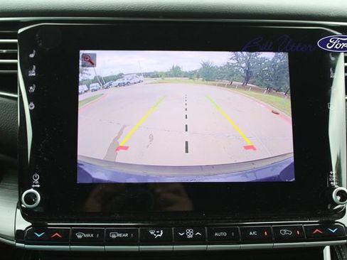 Used 2024 Jeep Wagoneer Series II w/ Flexible Seating Group AWD/4WD image 19