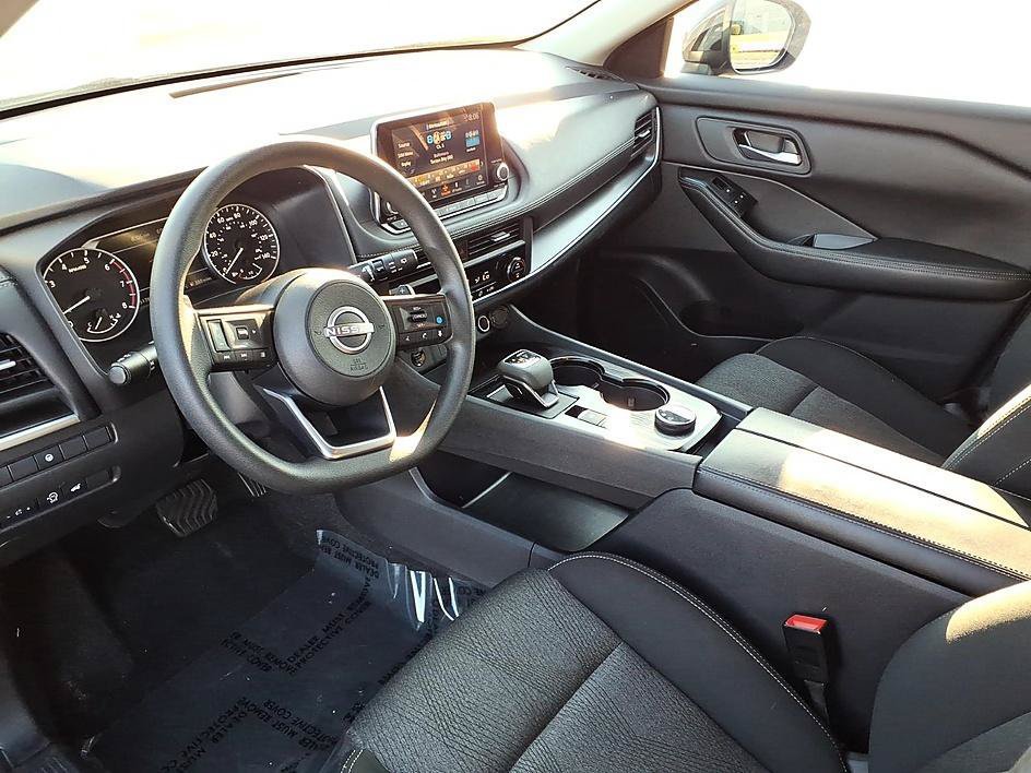Used 2024 Nissan Rogue SV AWD/4WD image 13