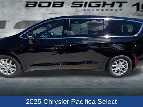 New 2025 Chrysler Pacifica Select image 3