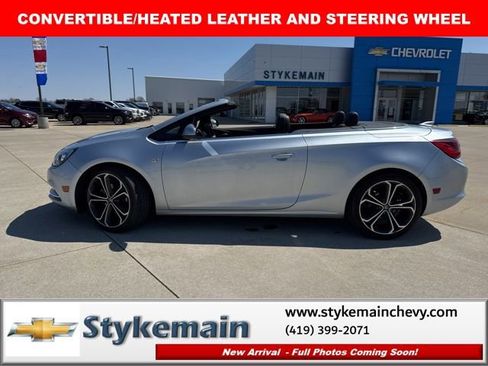 Used 2016 Buick Cascada Premium image 5