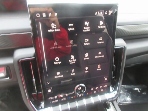 New 2026 GMC Yukon XL AT4 w/ Premium Trailering Package image 17