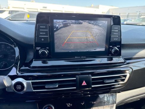 Used 2021 Kia Seltos EX image 16