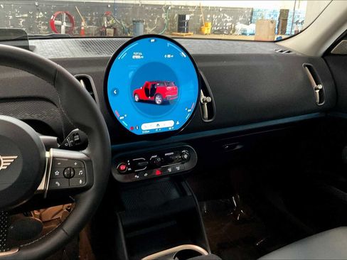 Used 2025 MINI Cooper Countryman S image 9