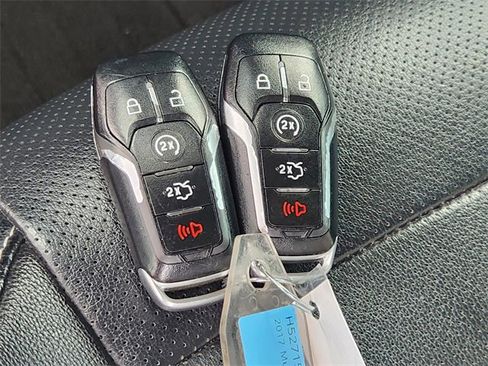 Used 2017 Ford Mustang GT Premium image 19