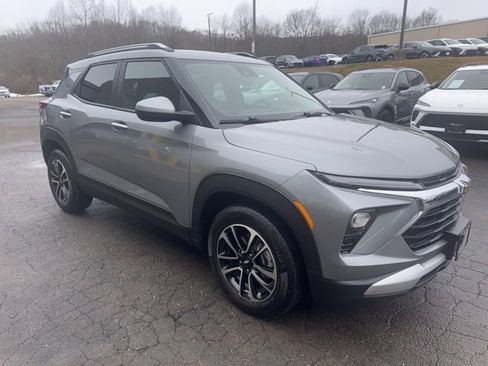 Used 2024 Chevrolet TrailBlazer LT image 8