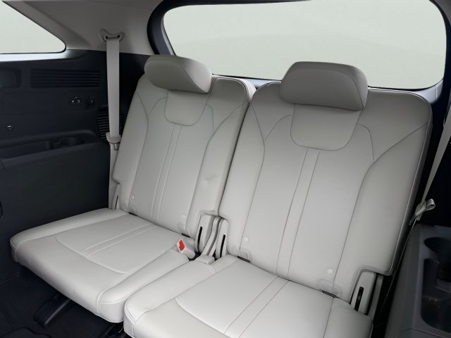 Used 2022 Kia Sorento SX AWD/4WD image 13