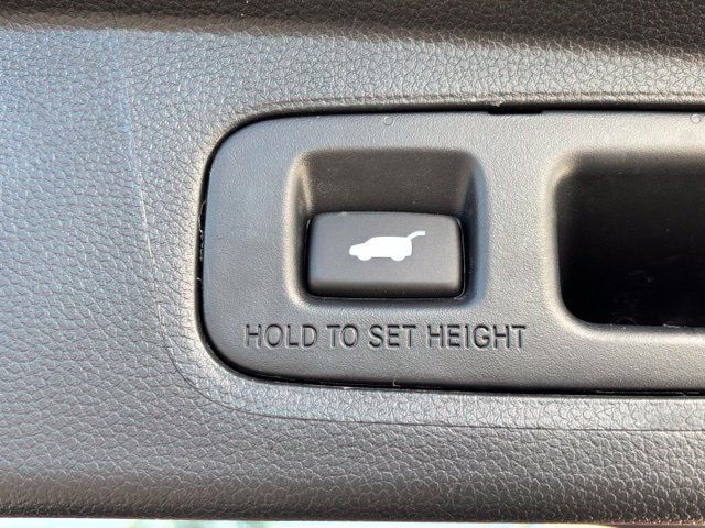 Used 2026 Honda CR-V EX-L image 4