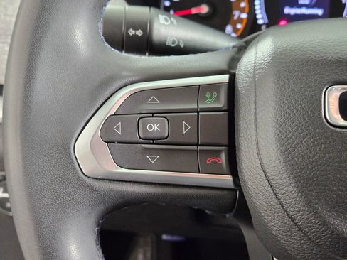 Used 2022 Jeep Compass Latitude FWD image 26