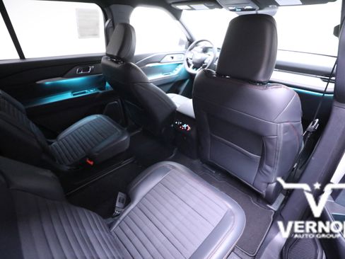 New 2025 Ford Explorer ST-Line w/ Premium Package image 12