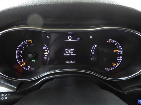 Used 2016 Jeep Grand Cherokee Laredo w/ Quick Order Package 23E image 12