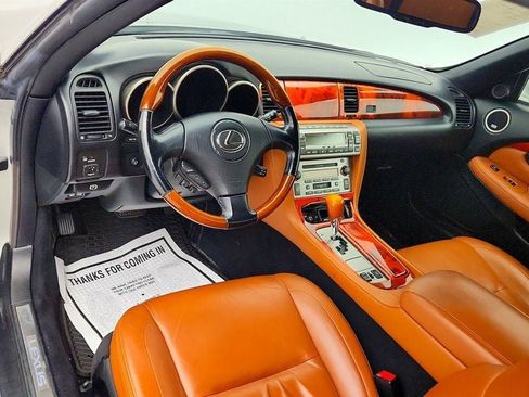 Used 2007 Lexus SC 430 Convertible RWD image 13