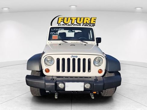 Used 2013 Jeep Wrangler Sport AWD/4WD image 2