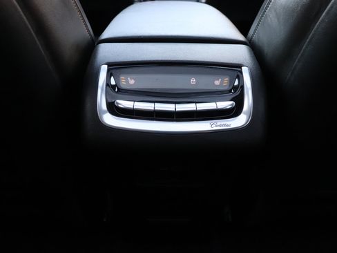 Used 2023 Cadillac XT6 Premium Luxury image 24