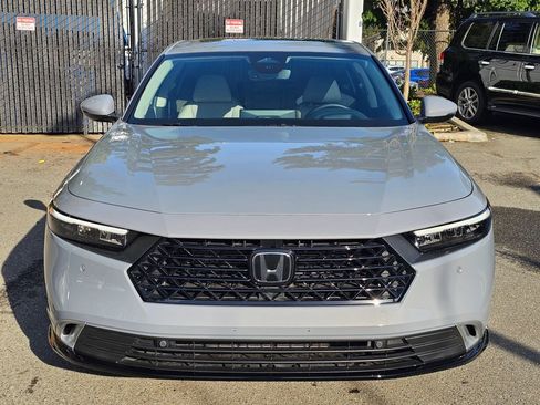 Used 2025 Honda Accord Touring image 42